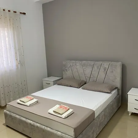 Rent דירה Vlorë